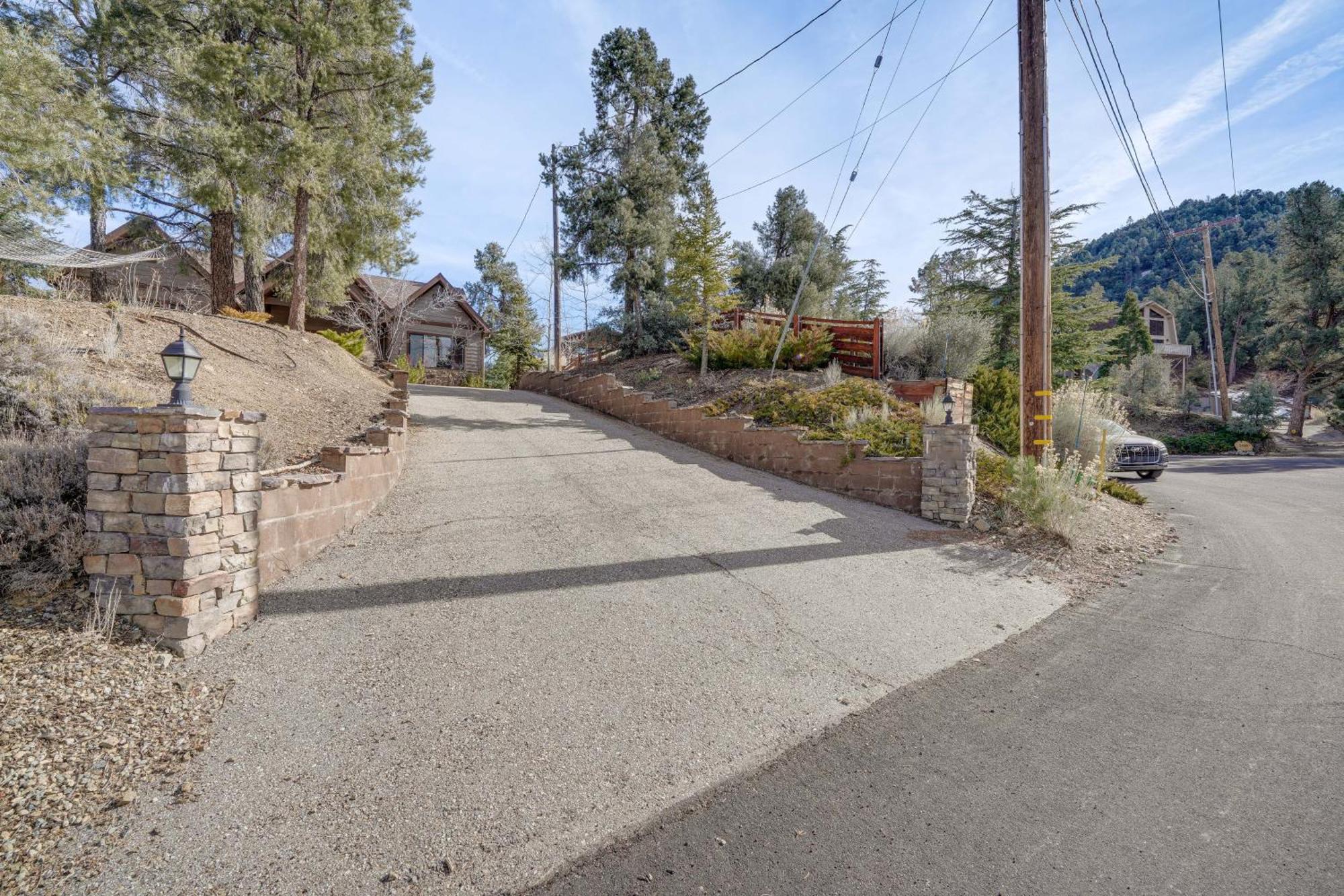 Pine Mountain Club Cabin With Private Deck And Views! Villa Exterior photo